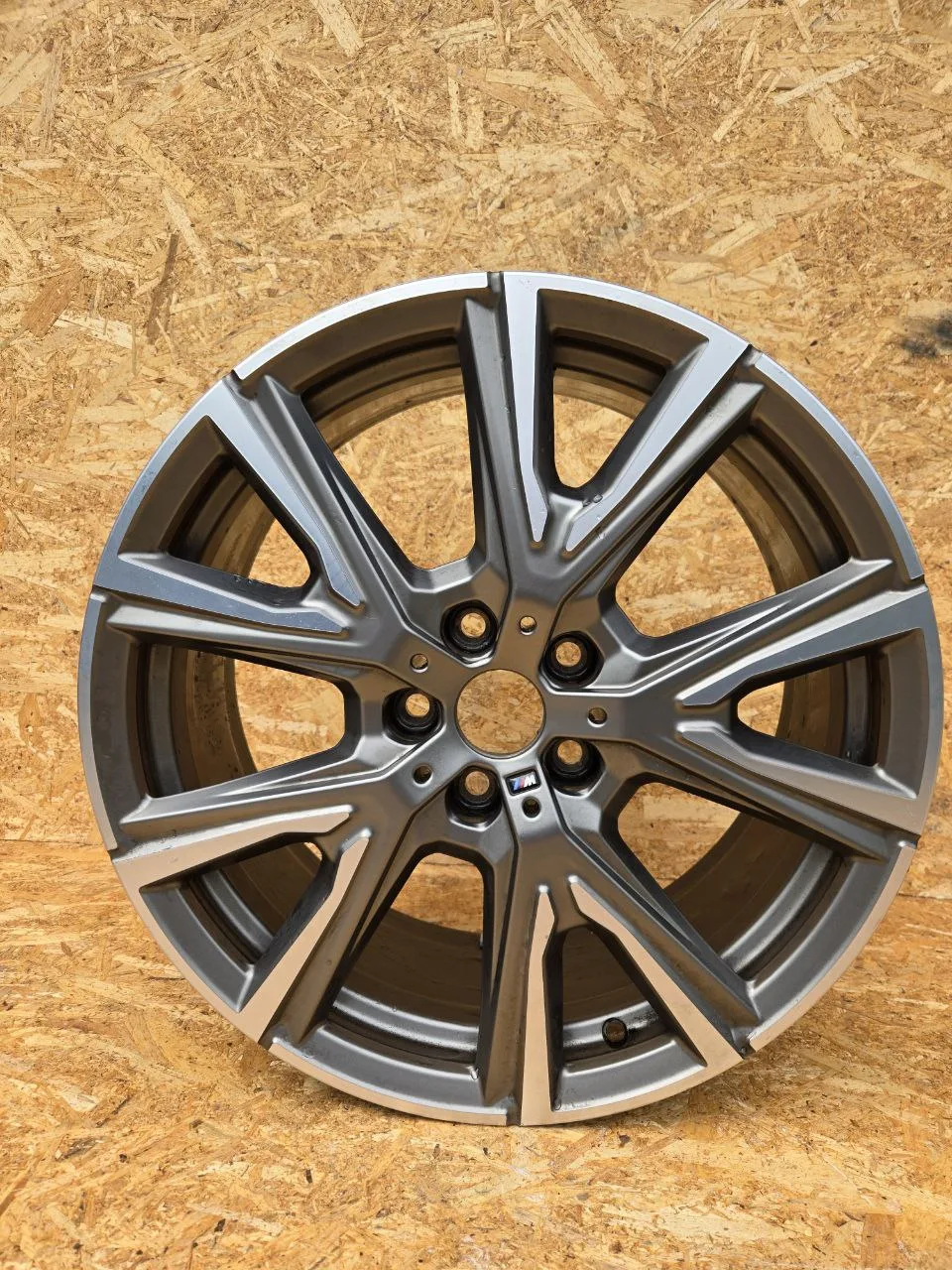 BMW № 656 · R19, фото 1