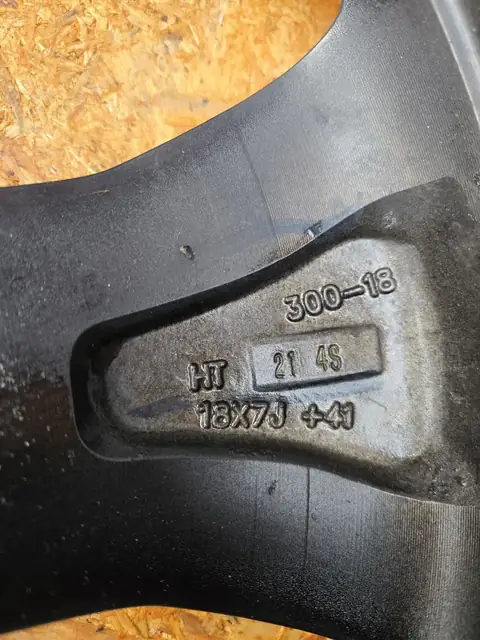 Jeep Grand Cherokee (WK2) · R18, фото 4