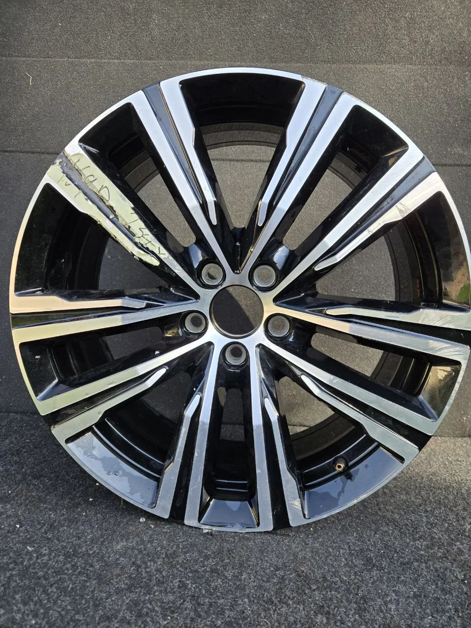 Volvo № 1033, фото 1