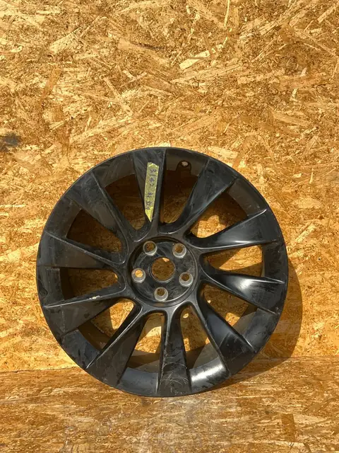 Tesla Model Y, фото 1