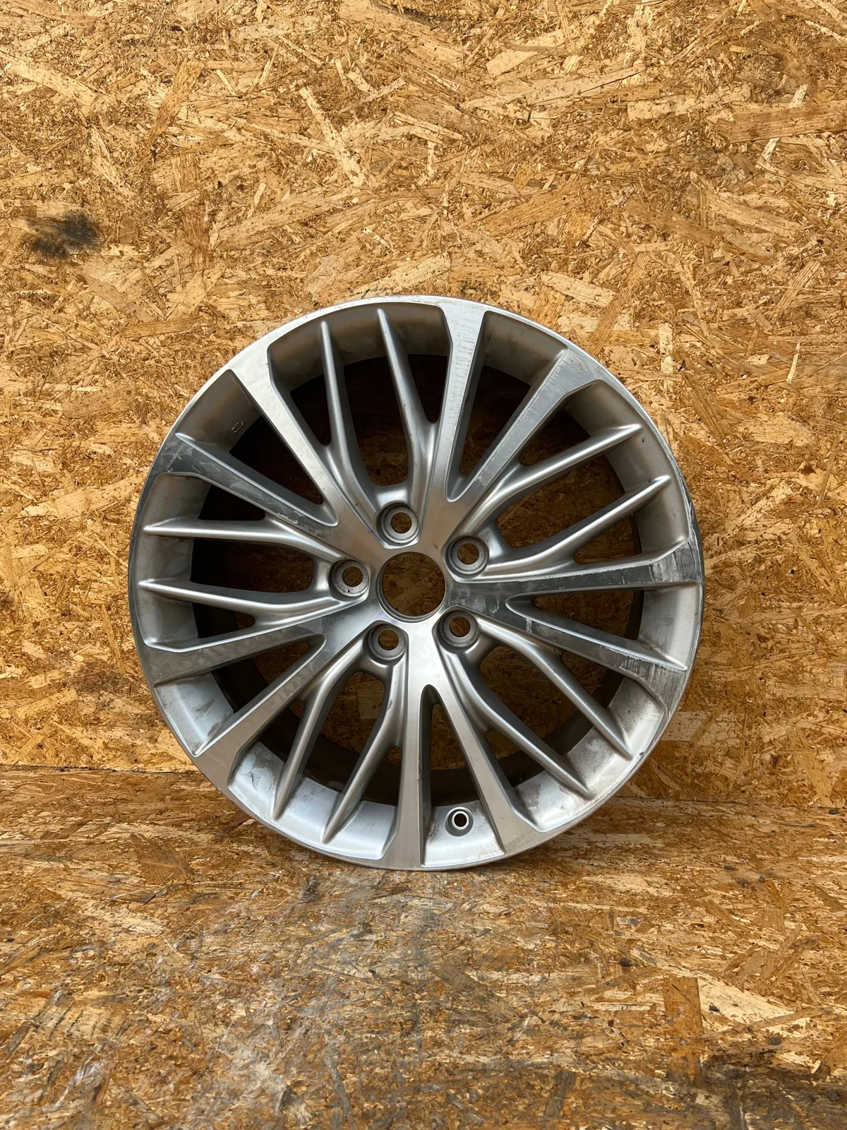 Toyota № 1073 — 18120619392Y