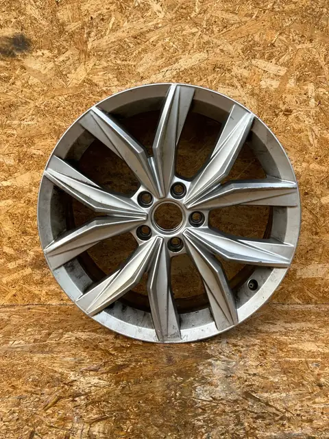 Volkswagen Tiguan (II), фото 1